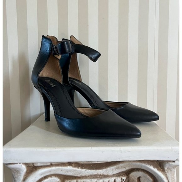 Black MIA pointed toe ankle strap heels - size 7 - Picture 1 of 10